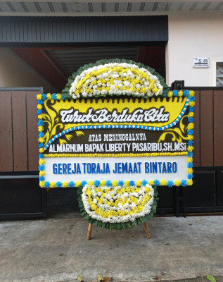 Papan Bunga Duka di Panarukan