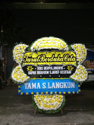 Papan Bunga Duka di Panarukan